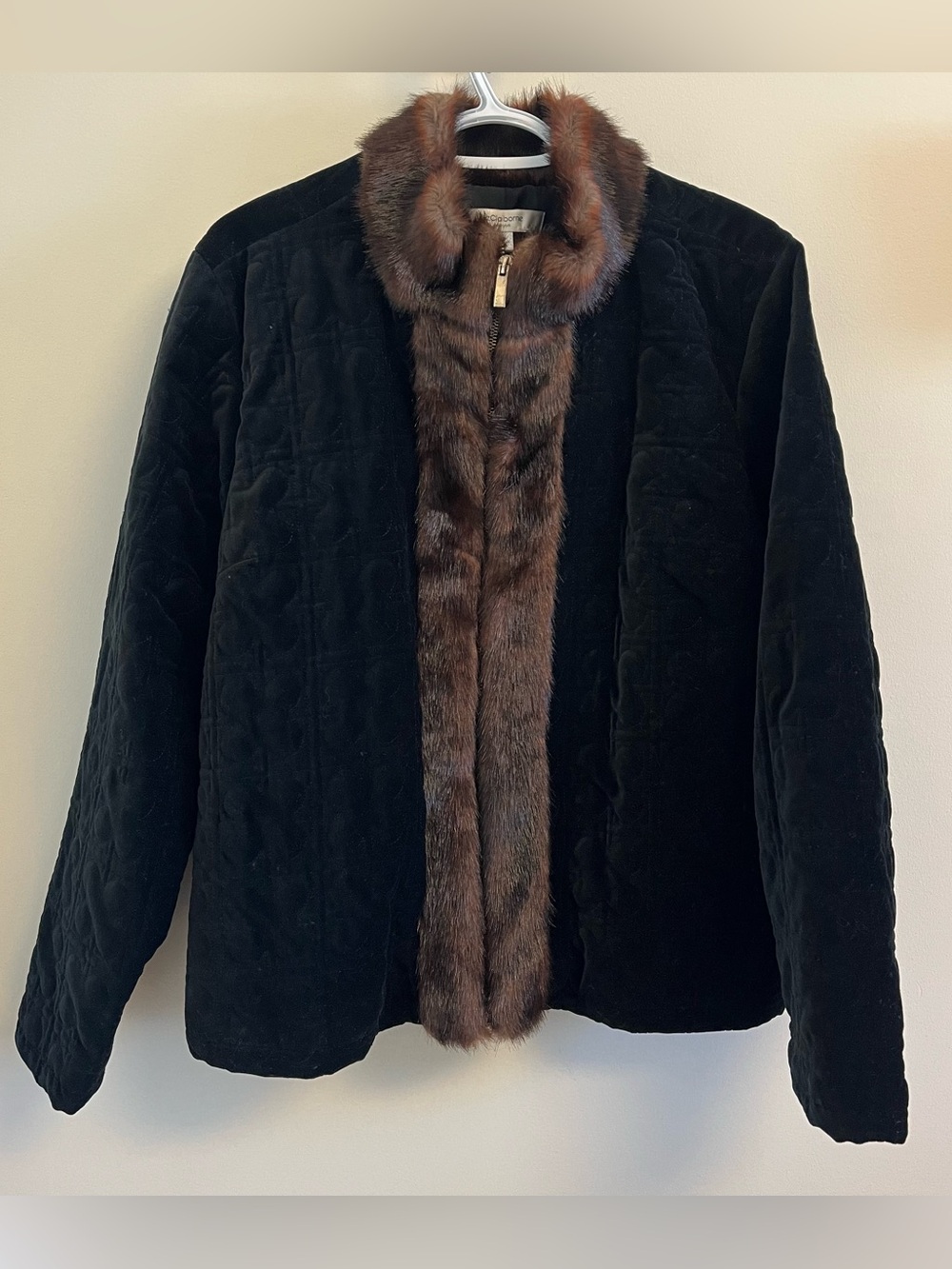 Vintage NWT Liz Claiborne Black Quilted Velvet Jacket Faux Fur Trim Size XL